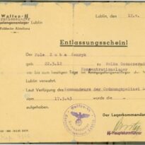 Miniaturka obiektu Zwolnienia więźniów z obozu wydane przez Wydział Polityczny (k. 1-28)